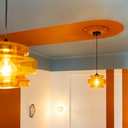 Candy Colored House - Old Town Apartman *